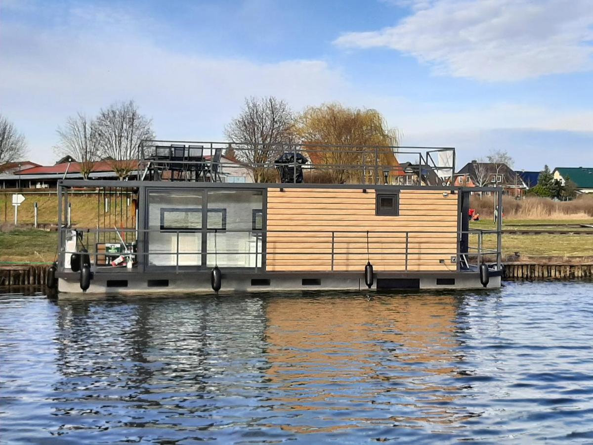 Hausboote Unteres Odertal Hausboot Kranich Hotel Schwedt Exterior photo